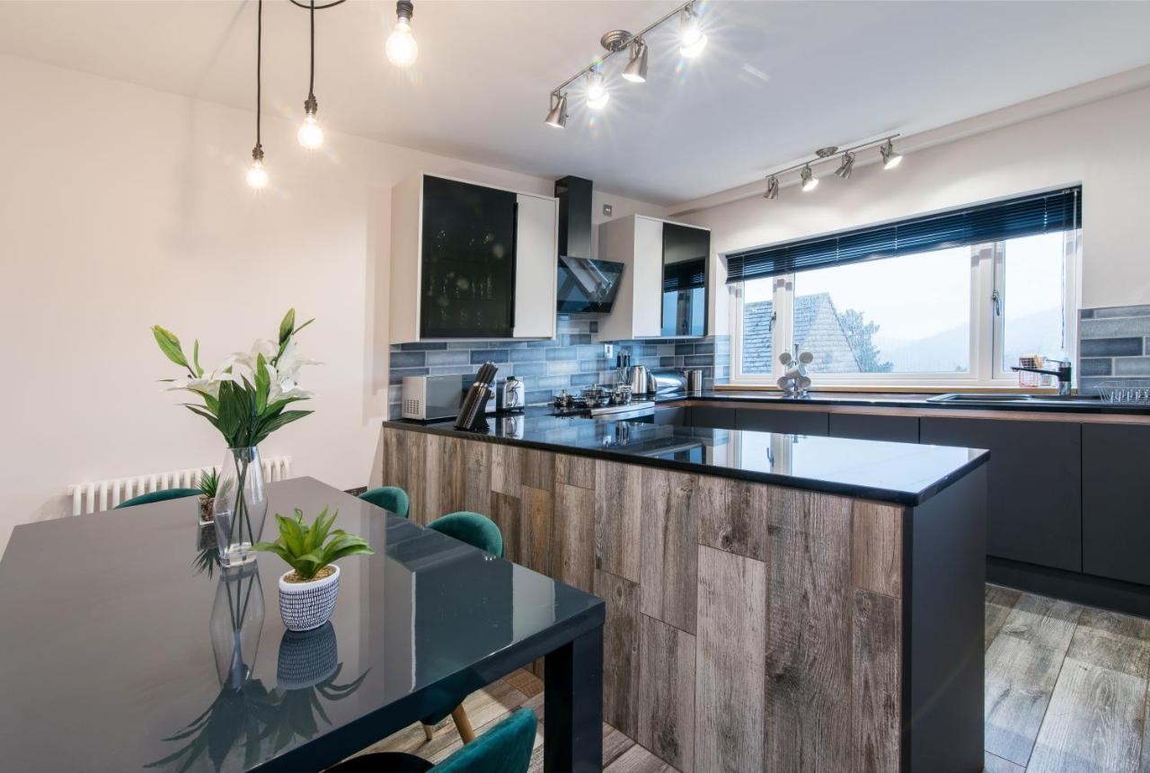 マトロックImmaculate 3 Bed House - Stunning Balcony Viewsアパートメント エクステリア 写真